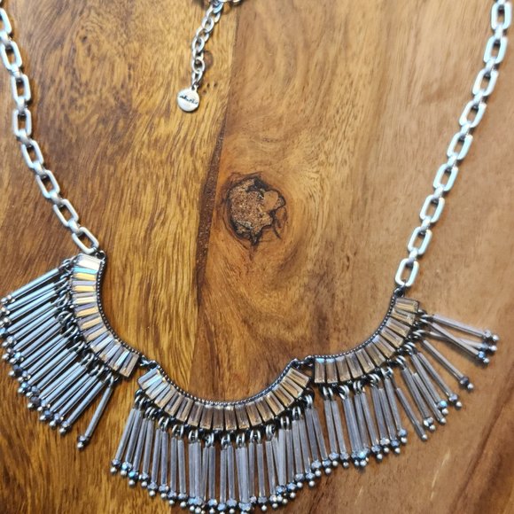 Stella & Dot Twilight Fringe Necklace - Picture 1 of 2